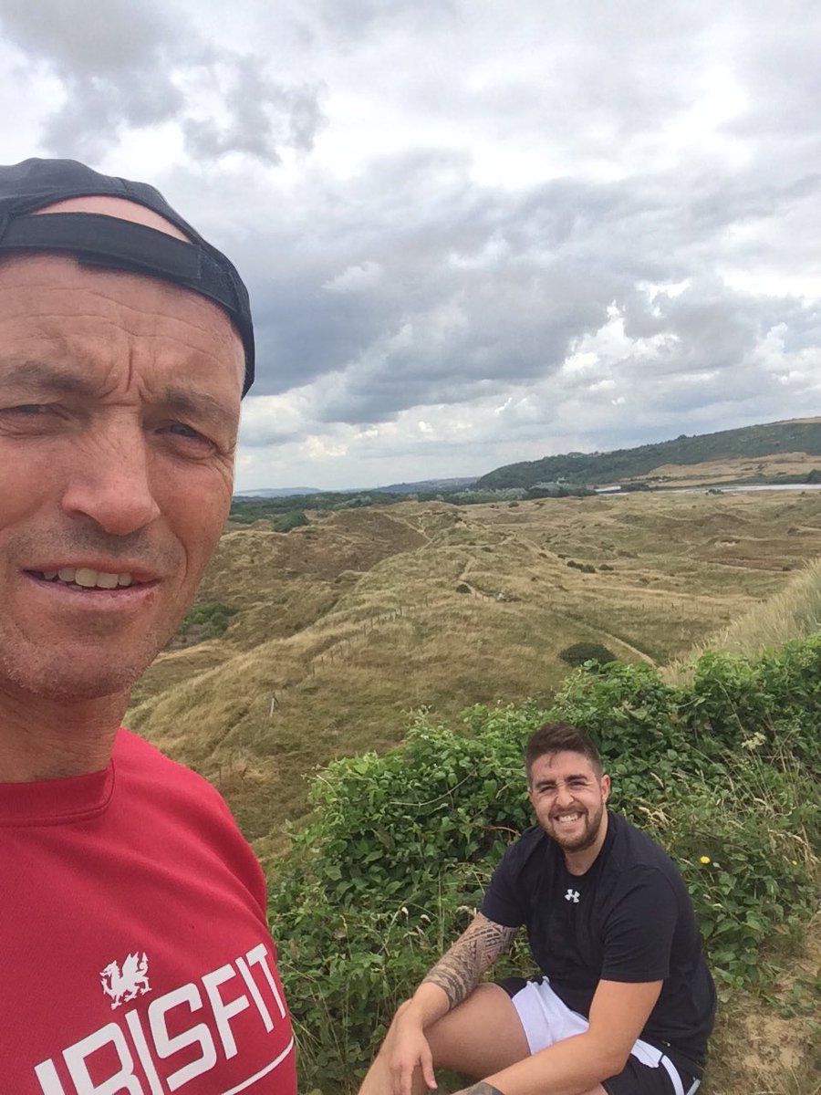 Chrisstampede's tweet photo. Divie’s first session down the dunes in a long time #dunes #chrisfit https://t.co/opUFCOpMTT
