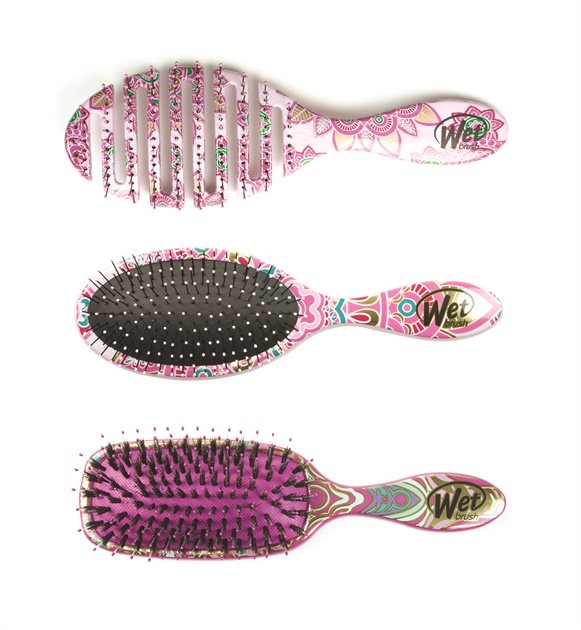 salontoday's tweet image. Wet Brush's Moroccan Collection: The Moroccan Collection by Wet Brush consists of a Detangler, Flex Dry Brush, Shine Brush and Comb. salontoday.com/article/84847/…