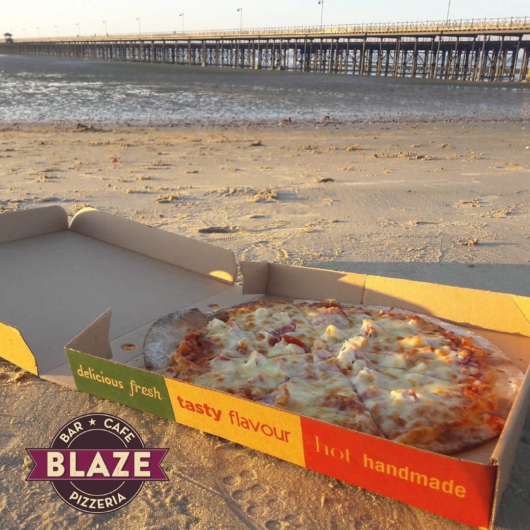 Our ever-popular £5 pizza night returns TONIGHT and every Tuesday (from 5pm) this summer! 😍 You can book a table by contacting 01983 638234 or come and pick up a takeaway and enjoy it on Ryde's stunning beach! 🍕