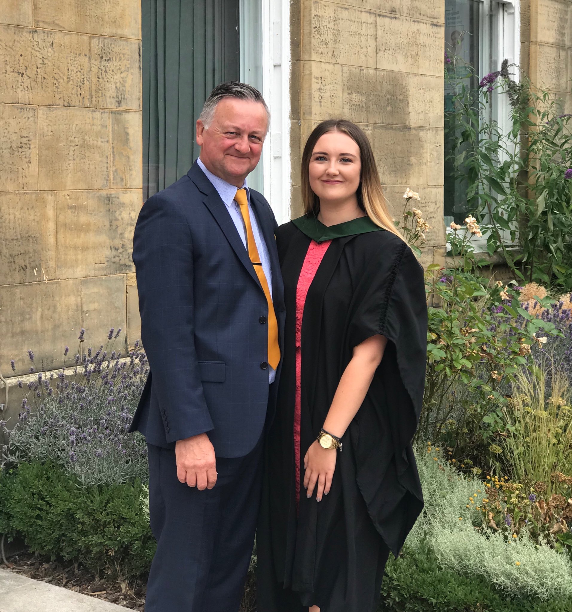Graduation outfits for 2025 mothers uk 2018