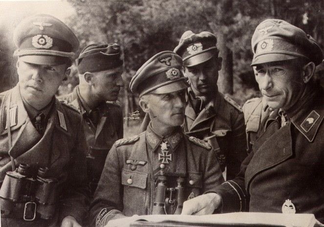 ‘....with all other weapons submitting to their legitimate demands.’ Re the critical role of the Pz Rgt....‘The Pzs were to be held together, close to the front to counter attack enemy armour & all weapons subordinate to them wherever they were committed....’ /33