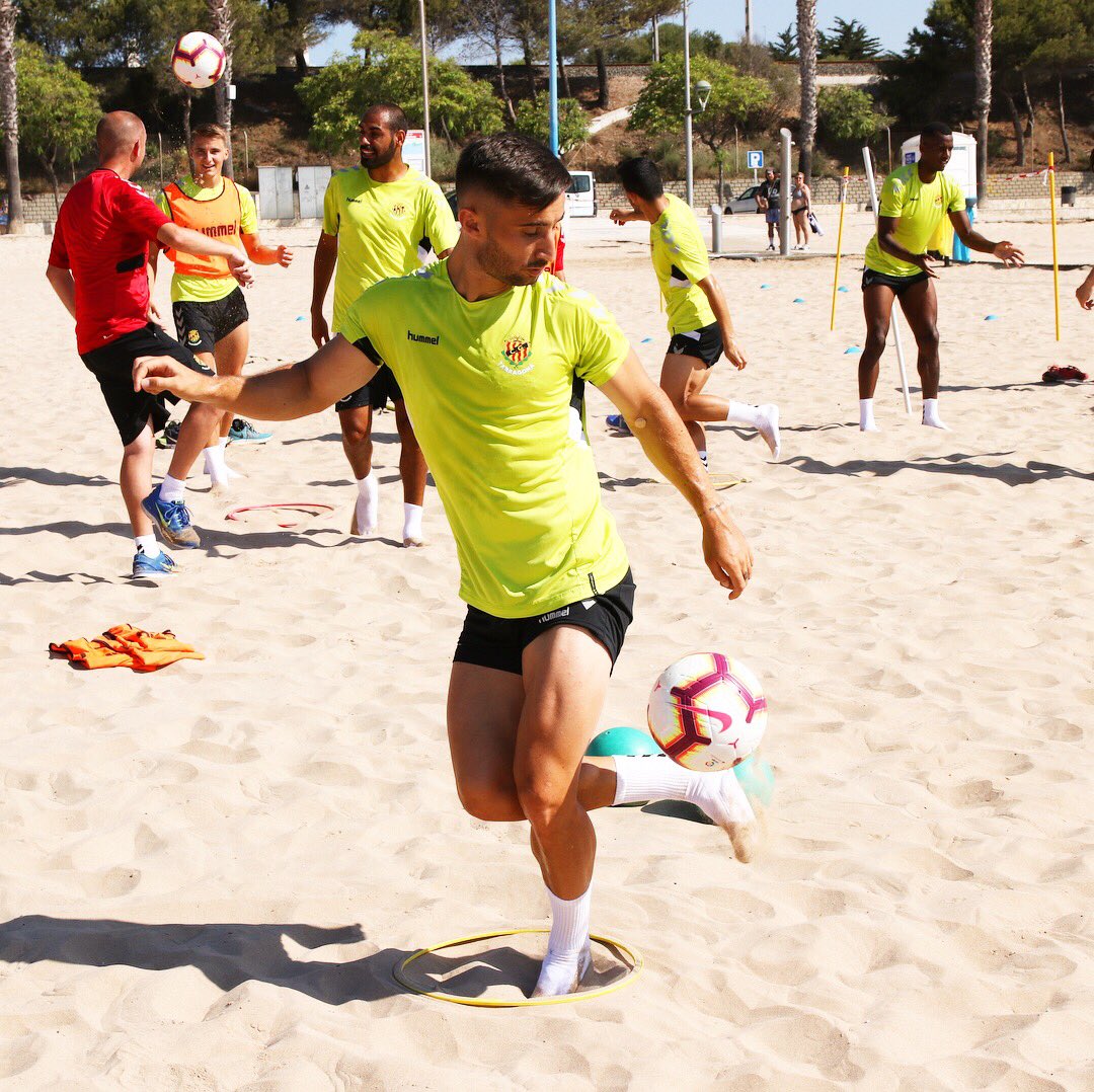 Perdomomachado's tweet photo. ⚽️🦁 https://t.co/CVfqcuR6Cf