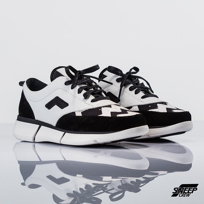 Repost: @sneepcrew - REBEL ZIG ZAG ‼️
Una #sneaker de aspecto retro,para el público #femenino.
. 
Disponibles en Foko Store!!. . 
#novedades #nuevacolección #newcollection #womenssneakers #rebel #zigzag #limitededition #limitedstock #sneakerspremium #sneakerspremiumquality