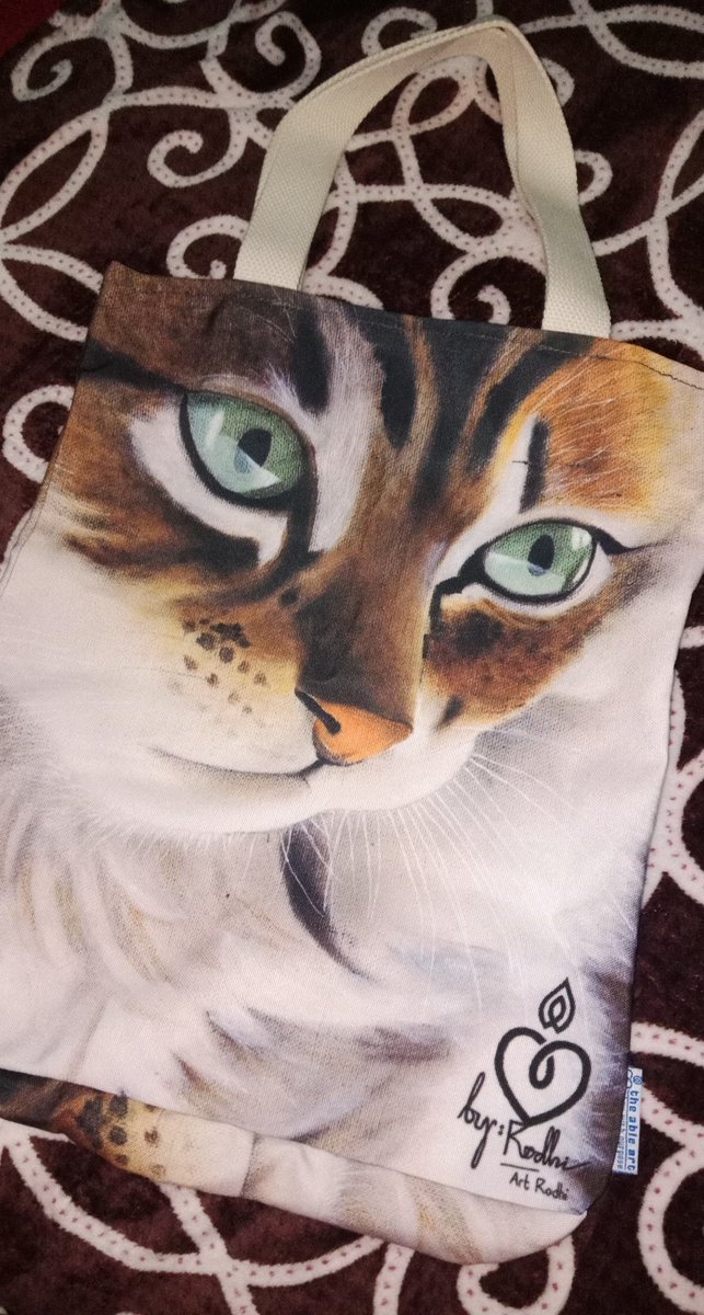 septysm's tweet photo. Abis beli totebag superkece, lukisan yg ada di totebag ini adalah karya dari salah satu seniman penyandang disabilitas. Cek https://t.co/rwpjZRszV2 utk liat koleksi lain dari teman2 penyandang disabilitas lainnya. Let's help them creating the opportunity for our disabled friends! https://t.co/j6R91jD6wJ
