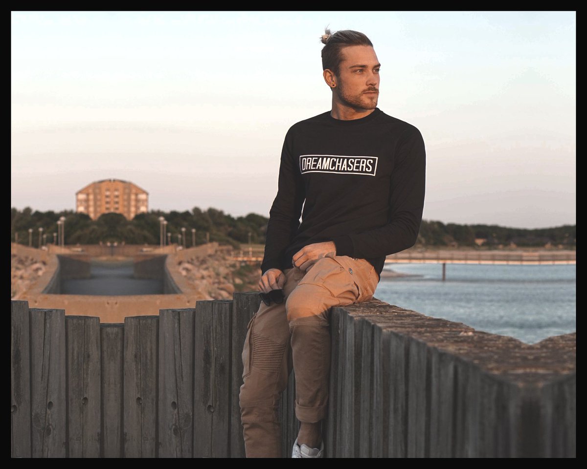 dreamchasers tweet media