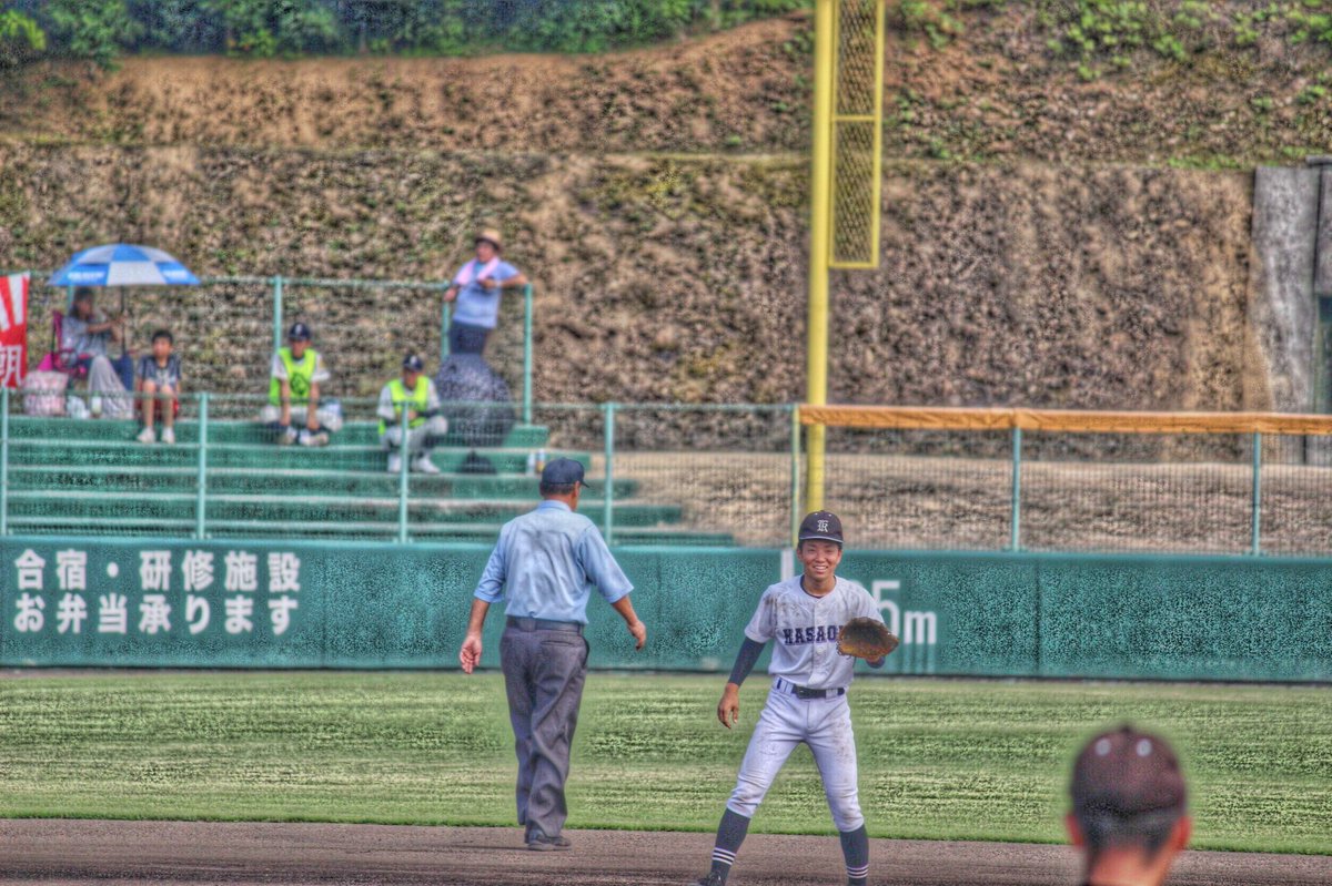 keisuke04123's tweet photo. 高校野球の幕を閉じました
昨年、夏を共に経験させてくれた先輩達、
いままで支えてくれ後輩や先生方、2年半付き合ってきた3年生。
幸せな時間をありがとう
この2年半という時間は俺にとって一生の財産になると思う。
守屋世代でもっと勝ち上がりたかったな（笑） https://t.co/FXcx6aKirn