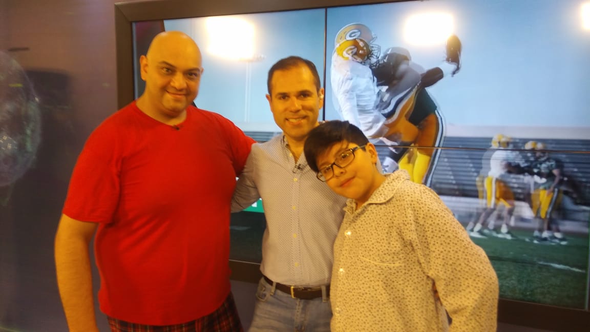marcosilva_tv's tweet photo. Nuestros invitados en @Capital_21 @EMILIO_H @rabinalpro @arthousemexico @derek_actor #aleyelsueño https://t.co/bGf9gBszpb