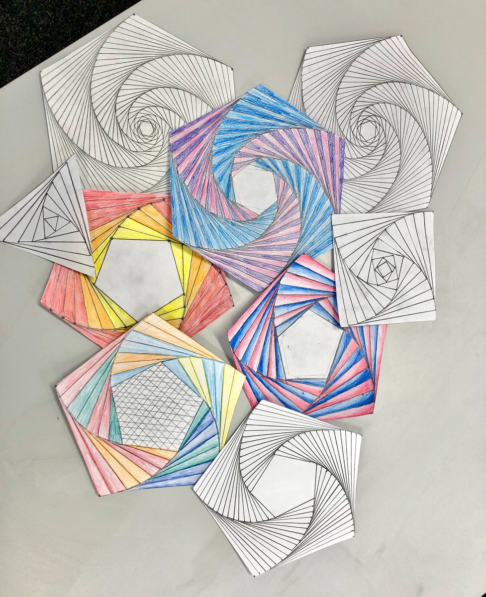 Another successful <a href="/c0mplexnumber/">Clarissa Grandi</a> lesson today with my year 7’s! They loved creating these curves of pursuit <a href="/officialCHS/">CHS</a>- very impressive 👏🏼