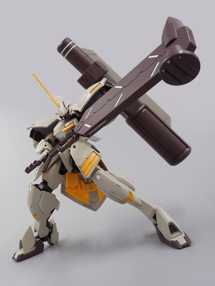 Specterying ガルバルディリベイクと鉄血フレームのミキシングて ガンダムグシオンリベイク リペア になりました 一期の最後 ボロボロのリベイクを修復し 重装備を付けた 結局動き鈍いて 火星の地面戦や接近戦に向いてないから ある程度のデザイン