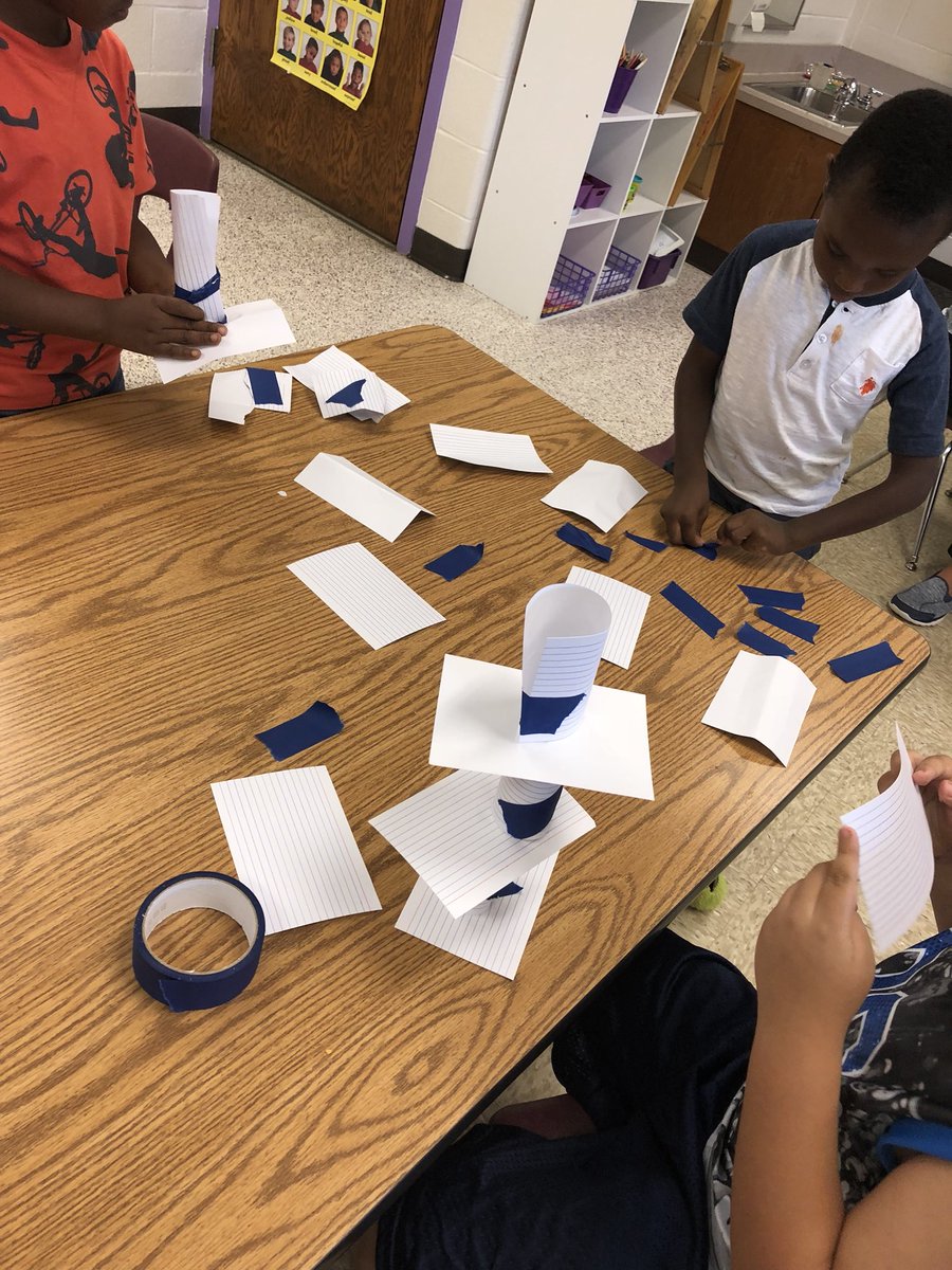 Cara4Kinders's tweet photo. STEM @PetreeElem #Pathway2one we are trying to make beanstalks using index cards and tape! https://t.co/giVNkRUFsR