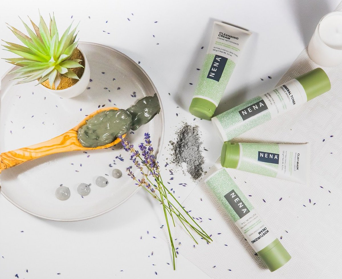 Have you checked your products against the <a href="/ewg/">EWG</a> Skin Deep Database? Its time for a #CleanSwap #natural #skincaretips #readthelabel