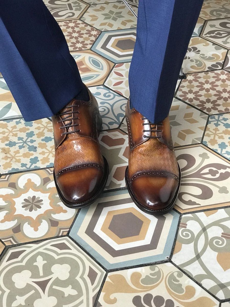 MessicoShoes's tweet photo. Siempre distinguiéndote de los demás.
.
.
RIAD MIEL
——————
Comprálos en https://t.co/VE0W4AVgYi
.
.
Escríbenos a https://t.co/sxAJXO2vJ7
.
#MSS18 #BeMessico #MessicoShoes #fashion #shoelover #hechoenmexico https://t.co/LpqFkPwdGv