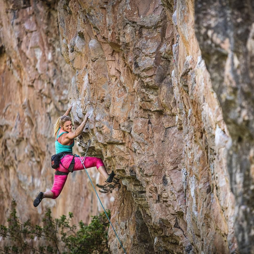 arciris_climb's tweet photo. Some body, take me on a climbing trip👏                                             @seelyseeclimb https://t.co/MDl8k5GdCY