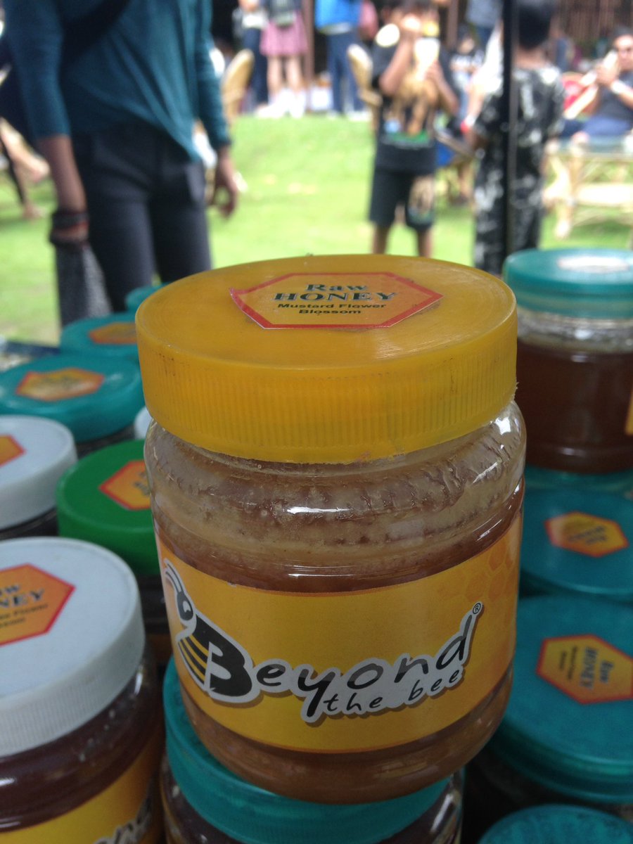 BeyondTheBee_NP's tweet photo. Enjoying on Saturday at Farmers Market #farmersMarket #SaturdayFarmersMarket https://t.co/BS9GFgyzuS