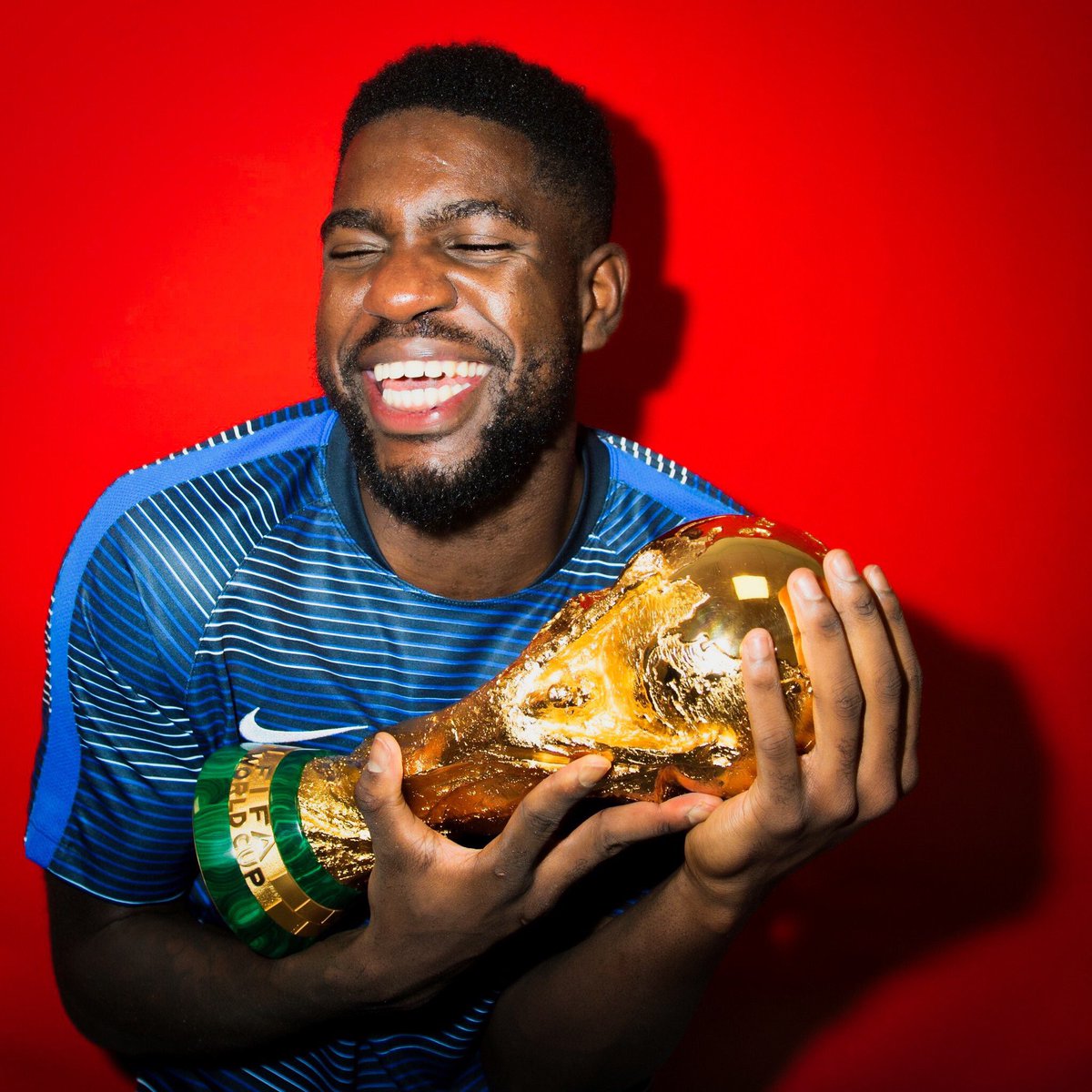 SocialBarca_10's tweet photo. Samuel Umtiti. #WCwinner https://t.co/olKX6SQIz2