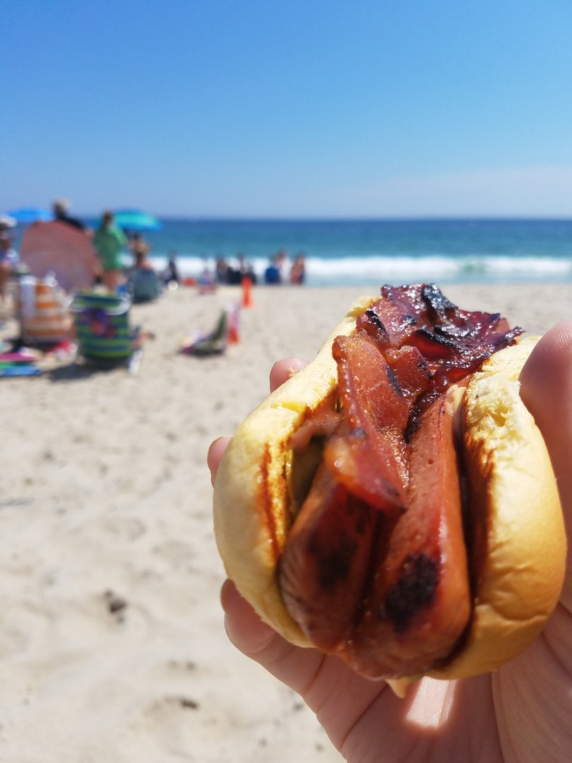 theknackcapecod's tweet image. what view is better? of the #bacondog or the #surf? this #knacker was smart to have both! #theknackcapecod #orleans #local #fresh