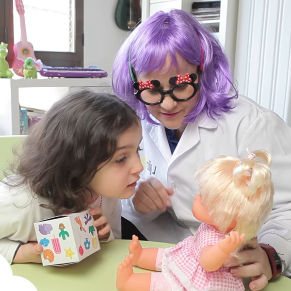 nenuco veo veo interactivo