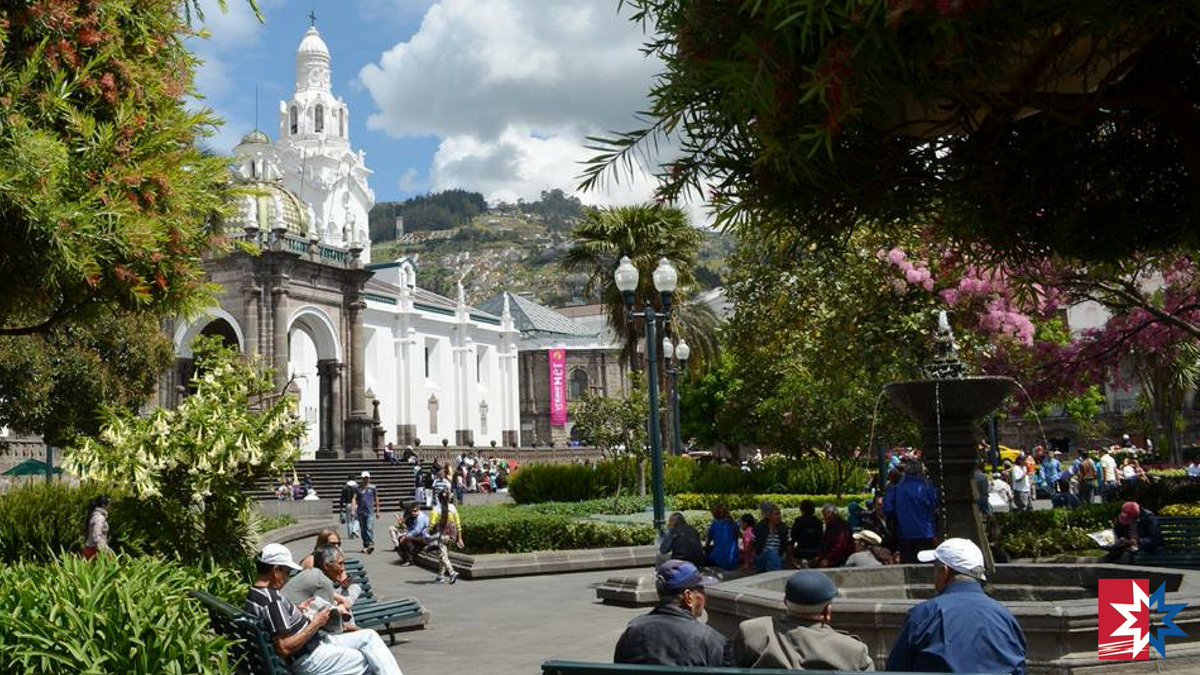FurepublicanaEd's tweet photo. La Plaza de la Independencia de Quito, un espacio vivo lleno de diversidad e inclusión. https://t.co/ukSD8OvfAX
