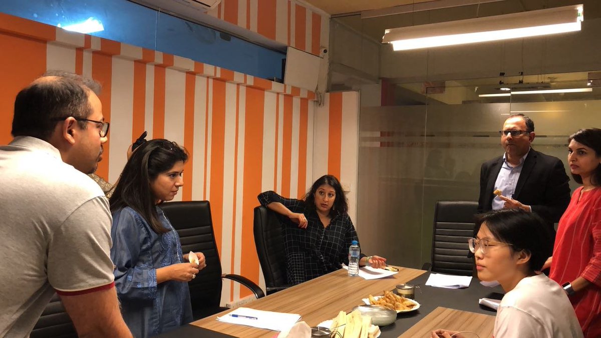 CIRCLEwomen_'s tweet photo. Decisions decisions...... the judges @kalsoom82 Murtaza Zaidi, Ali Sarfaraz and Nida Ather decide the winners of the #SheLovesTech Islamabad round! Stay tuned to see which female led start-ups will get a chance to pitch at the Karachi finals! @WECREATEPak https://t.co/LvWCViGNjc