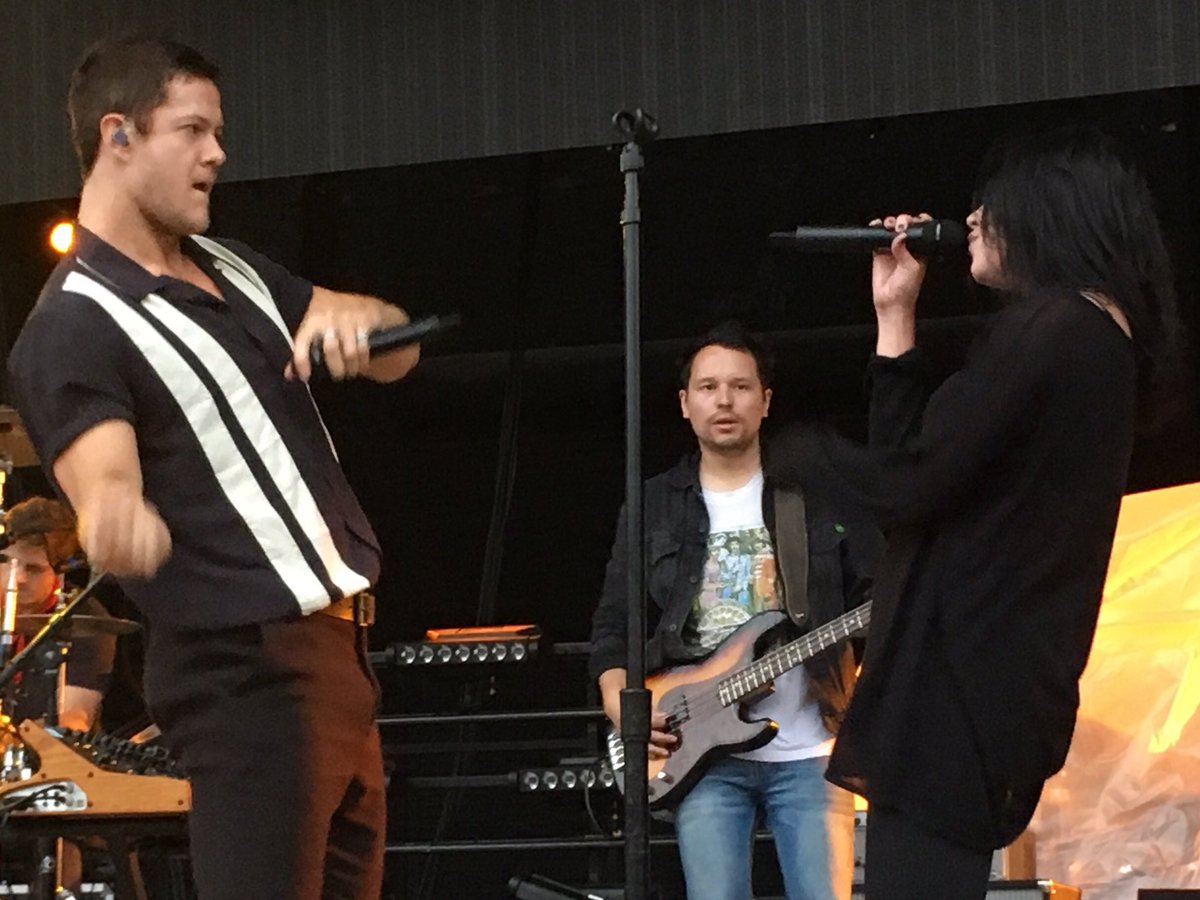 MalEchelon's tweet photo. @iHeartSteveB funny faces, but maybe the twitterverse can help place these musicians! #BigGig18 @kflay @DanReynolds https://t.co/AwpcBwrD33