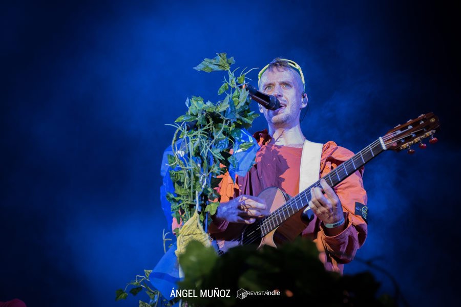 revistaindie's tweet photo. #CronicaFestival El @FestRioBabel se confirma como puente intercultural España-Latinoamérica  https://t.co/q3OotxN0ir @Sonde3Prod #NosGustaLaMusica 📸 @titomg3 🖋️ #JonathanGil #RioBabel2018 #Festival https://t.co/swZTD7dabK