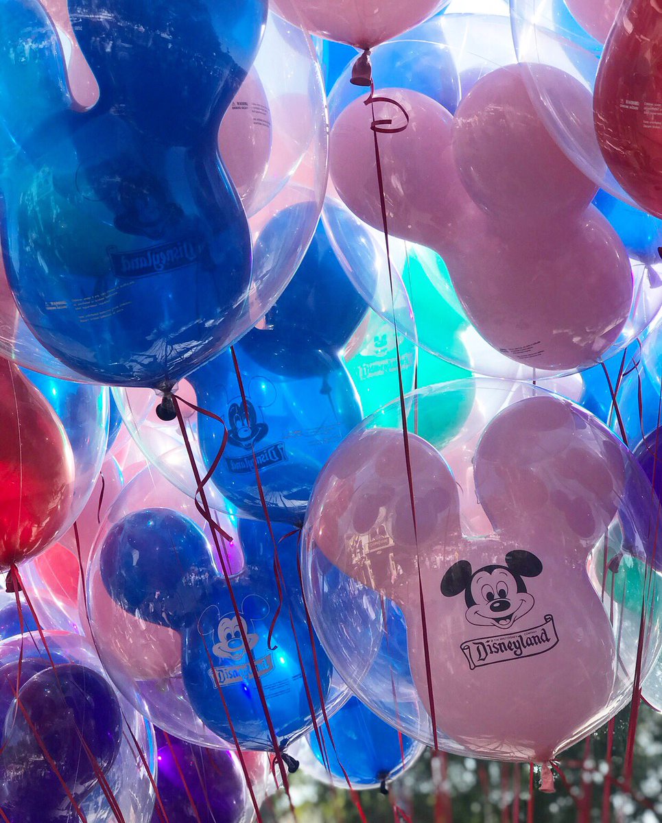 OverthetopMommy's tweet photo. Happy 63rd Birthday, @DisneylandToday! Thank you for always being there for me and making me happy. ❤️😊❤️ https://t.co/RxQPkENACY