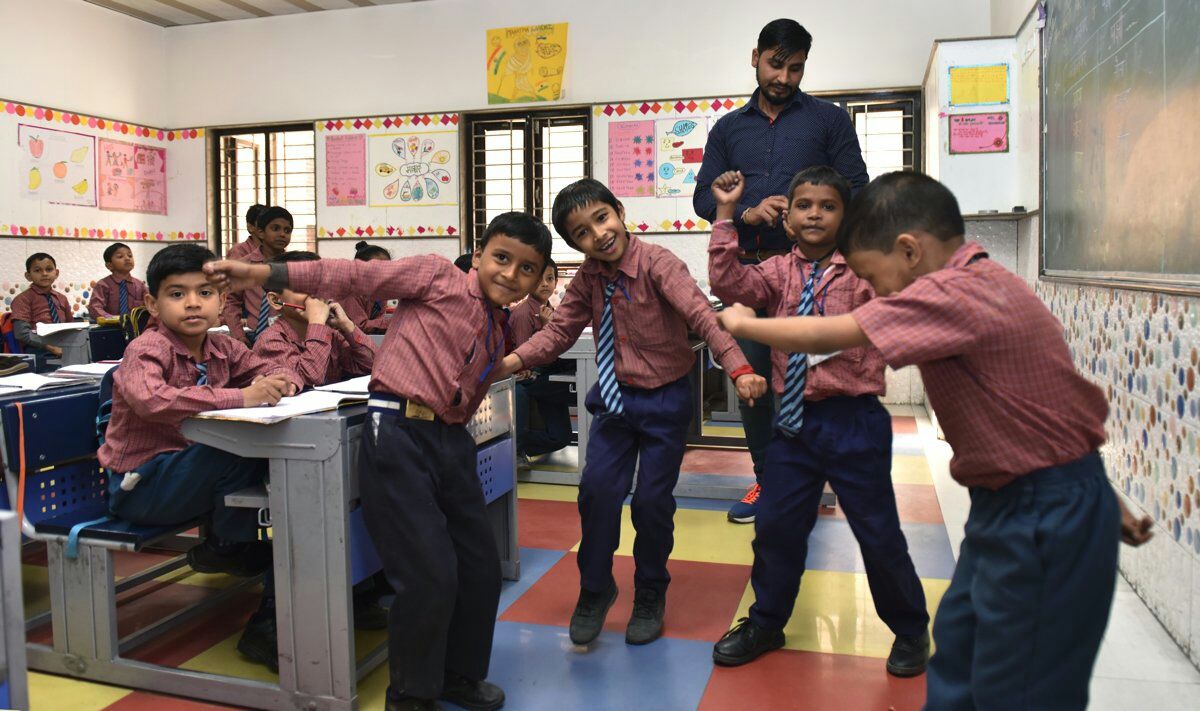 msisodia's tweet photo. Delhi cabinet today approved proposal for construction of 12478 new rooms in govt schools (including 106 multi-purpose halls, 328 laboratories, 204 Libraries)

देश को स्कूल चाहिए, मंदिर मस्जिद तो बहुत है। https://t.co/yVdUSwX23F