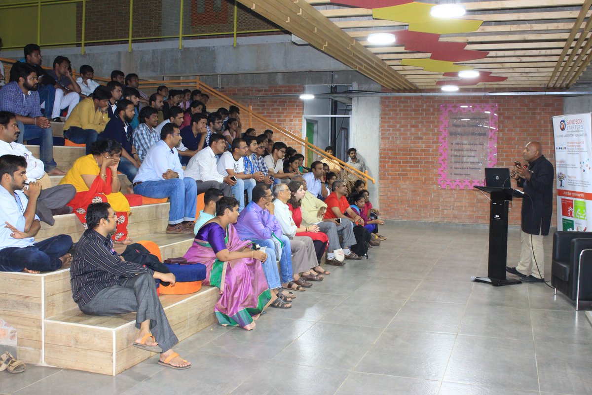 DFstartups's tweet photo. 2day we welcomed Mr. @rajonthemove, da director of @zoho , at our Incubation Center. Here is a glimpse of the talk he presented to our startup founders on “Building right values in organizations” where he explained da Who’s and the How’s of startup development.
#sandboxforbharat https://t.co/AFFS1DI8AH