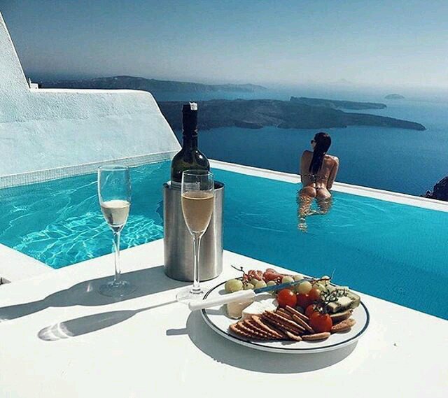 soniacolpo's tweet photo. @kfoxhouse @seasolshades @79uptowngirl @HDrelaxation4U @mrtom101 @Surfgirldeb @julia4716 @MikePoynton @BeacheyGirl @peac4love @2_simplify @deborahskyrim @hotflipflops @annasantoz318 @925_master @geeanem @Divaqueen46 @Egg15E @fresmaryss @GuillaumeCalao @jumeira__h @irma_pintos @JAIMON777 @kleigh062 @hawaiibobb @Lizbethfeelings @ManfredSShah 💦💦💦💦💦💦💦💦💦💦💦💦💦
🍹#cheers #TimeForAdrinck #Deborah 🍹#allDearFriends
#enjoylife #sommerTime
#muchAloha #GoodVibesOnly https://t.co/vlE8VKR7bz