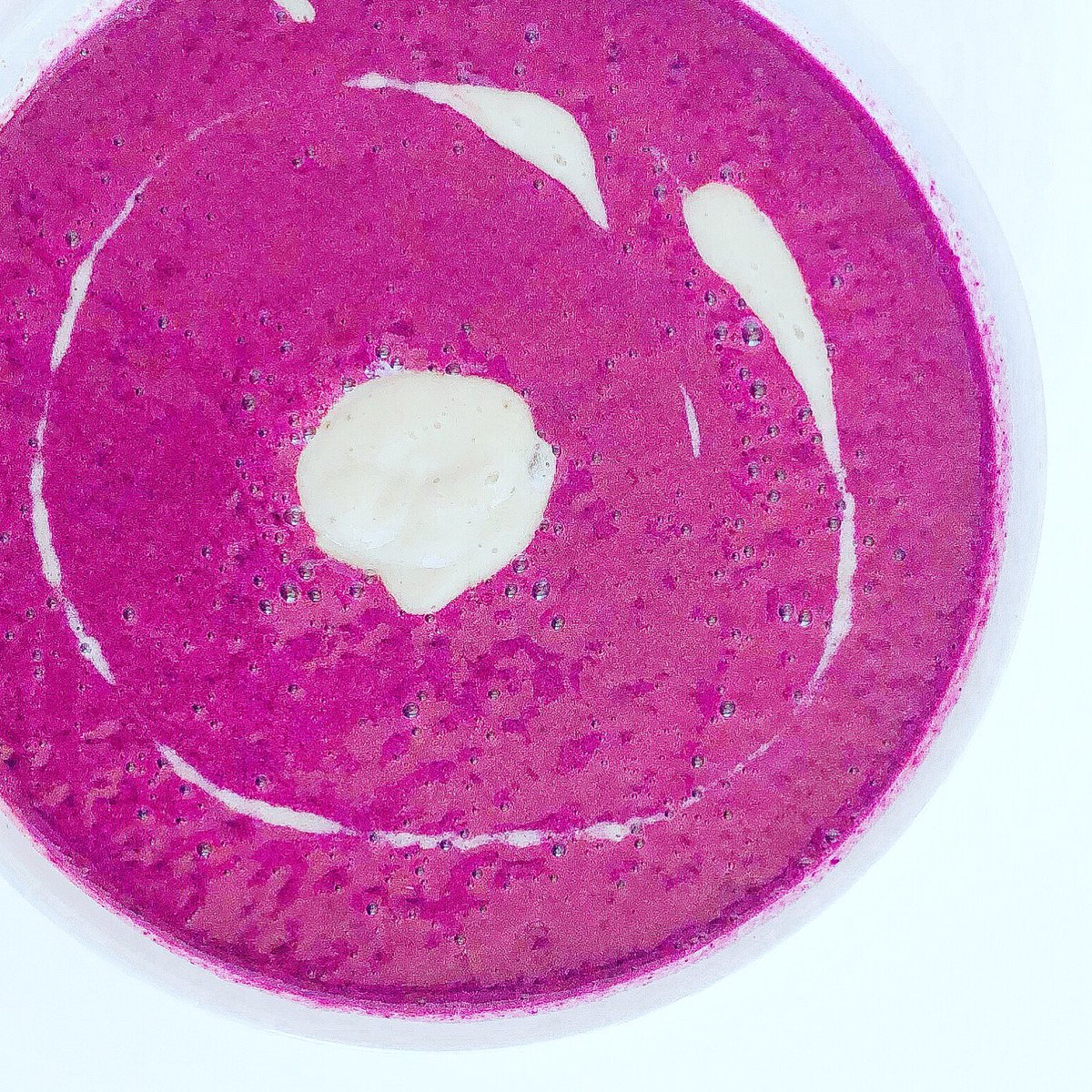StephenGorvett's tweet photo. Cherry 🍒 Smoothie Bowl 

#veganfoodspot #bestofvegan #healthyfreak #veganfoodshare #veganshare #veganpic #veganfood #veganfoodspot #plantbased #plantbasedlife #plantpower #plantpower #plantpowered #foodishealth #foodisfuel #foodishealing #letfoodbethymedicine https://t.co/x643MZPR83