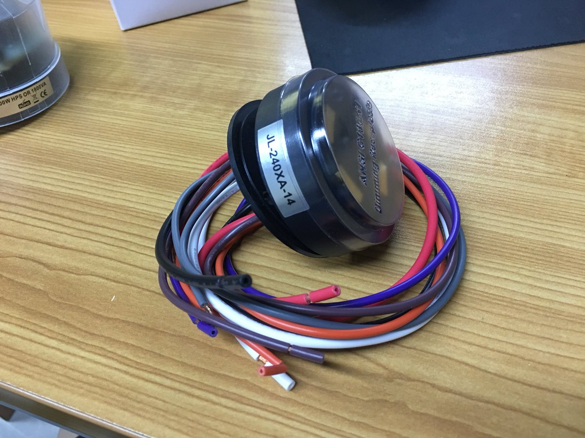 Neal_LjSensor tweet picture