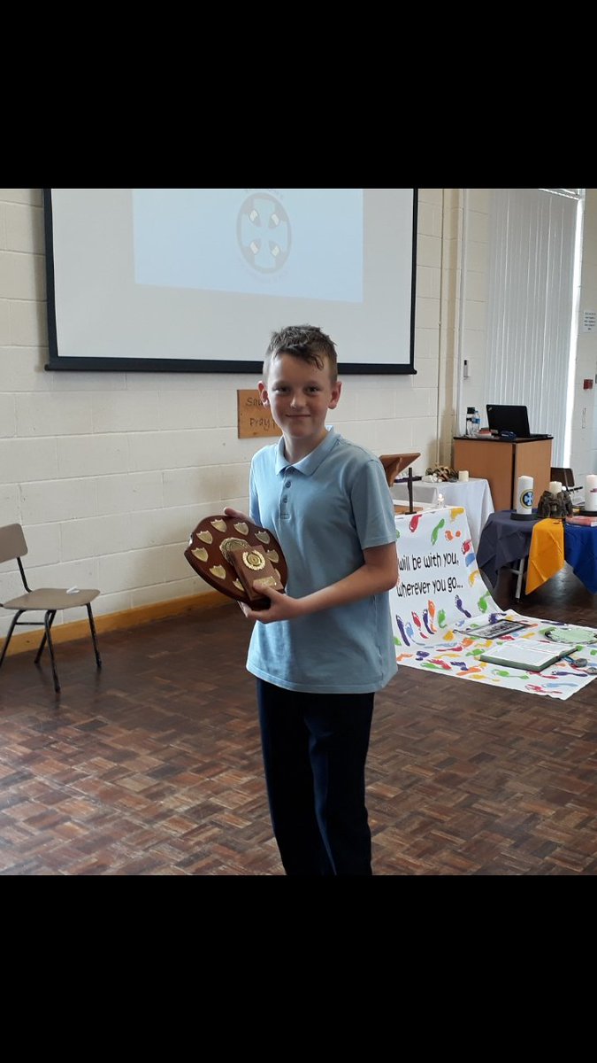 Year4StJos's tweet photo. Well done to all our award winners. Good luck blwyddyn 6 #leavers2018 @StJosPrimary @Year6StJos https://t.co/ImV7zTOKzN