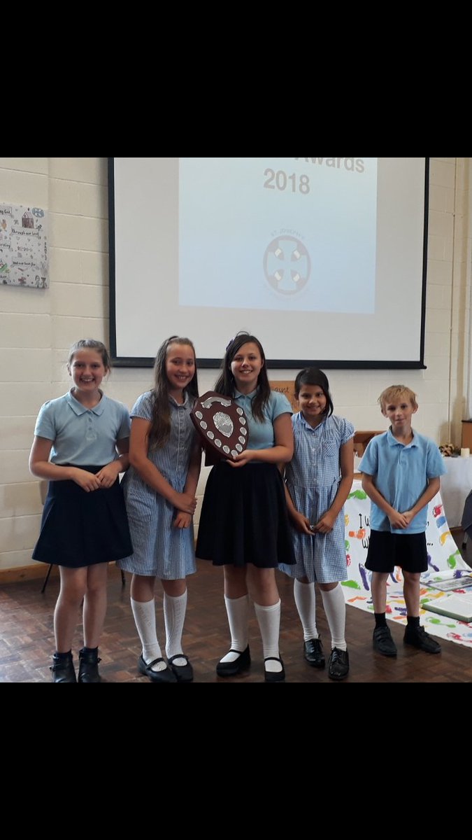 Year4StJos's tweet photo. Well done to all our award winners. Good luck blwyddyn 6 #leavers2018 @StJosPrimary @Year6StJos https://t.co/QTgUr9tbXE