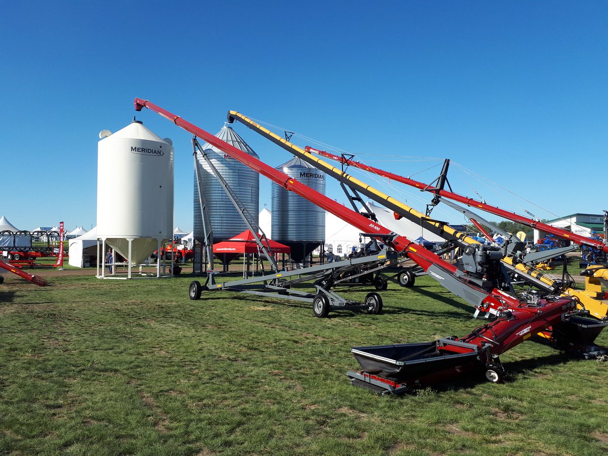 meridianmfg's tweet photo. We're all setup at @AginMotion! Stop by our booth to learn about Meridian and @conveyallind's storage and handling options. #MovewithMeridian #StorewithMeridian https://t.co/zvikjMuJlP
