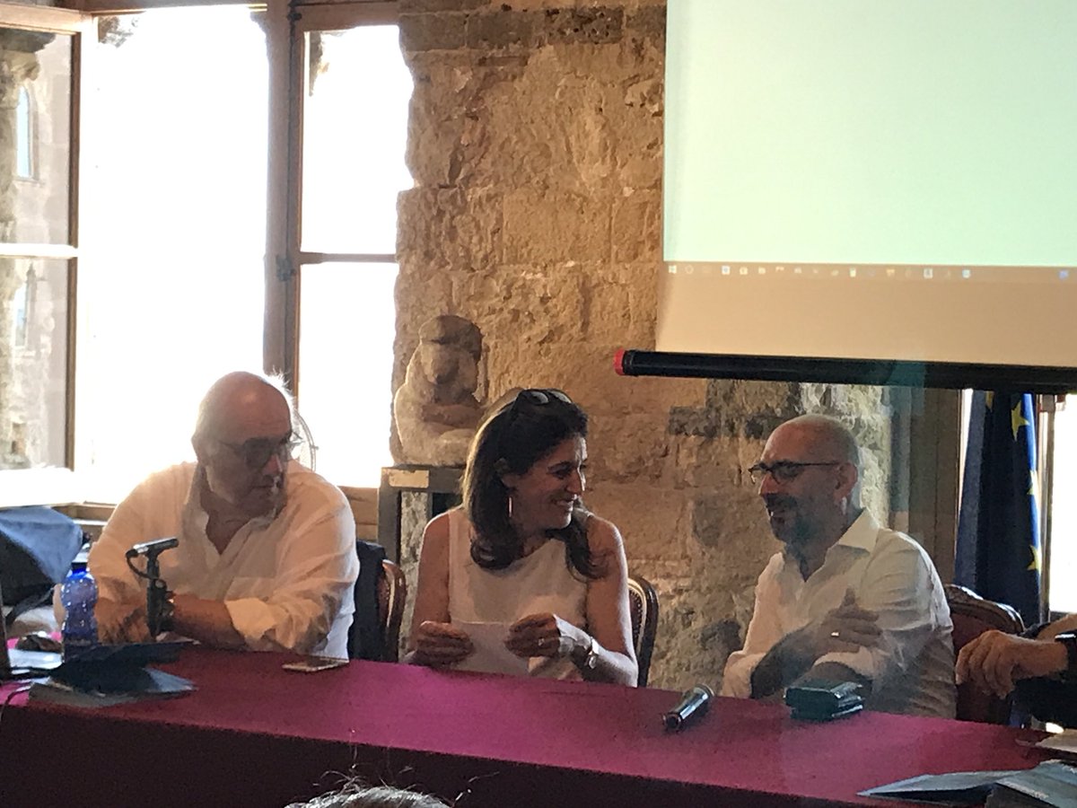 OrdineCT's tweet photo. #live_oappcct #FerruccioLaviani https://t.co/RL8lw2ogoL