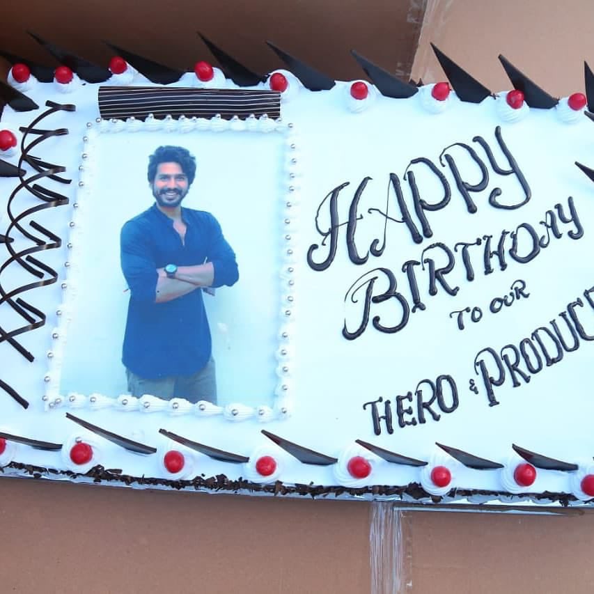 TheViralWoods's tweet photo. Birthday celebration from the sets of #VishnuVisual Production no.4 #VishnuVishal17
@iamvishnuvishal https://t.co/OcJz8f2Ggb