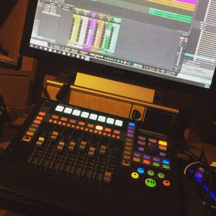 SoundOracle's tweet image. 🔥S/o@pushbuttonprodu : 
Building a groove #xo2 @soundoracle thank you brother for such an incredible sonic #soundpack🔥🔥#pushbuttonproducer #katewildmusic #91vocals #soundoracle  

#Xo2loops pack cop that ASAP #winningseason bit.ly/2Juf1Fb