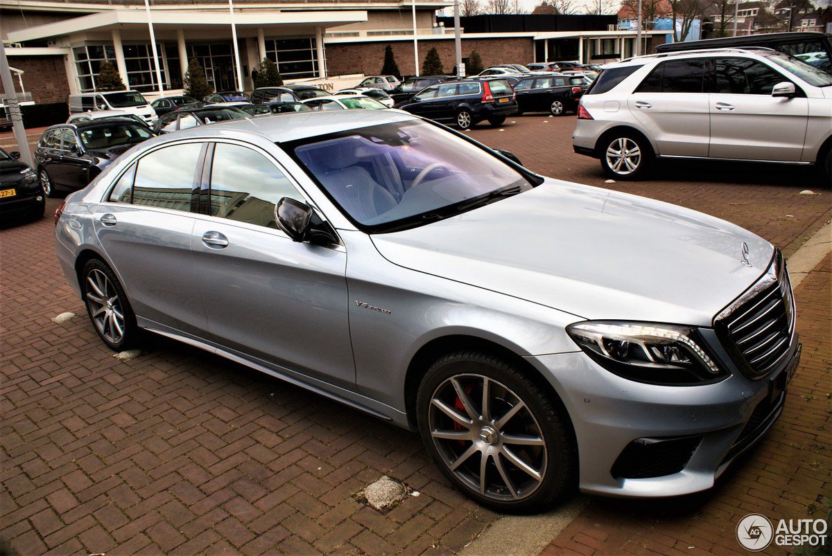 Mercedes-Benz S 63 AMG V222 spotted in Amsterdam! tinyurl.com/yb74qqsd