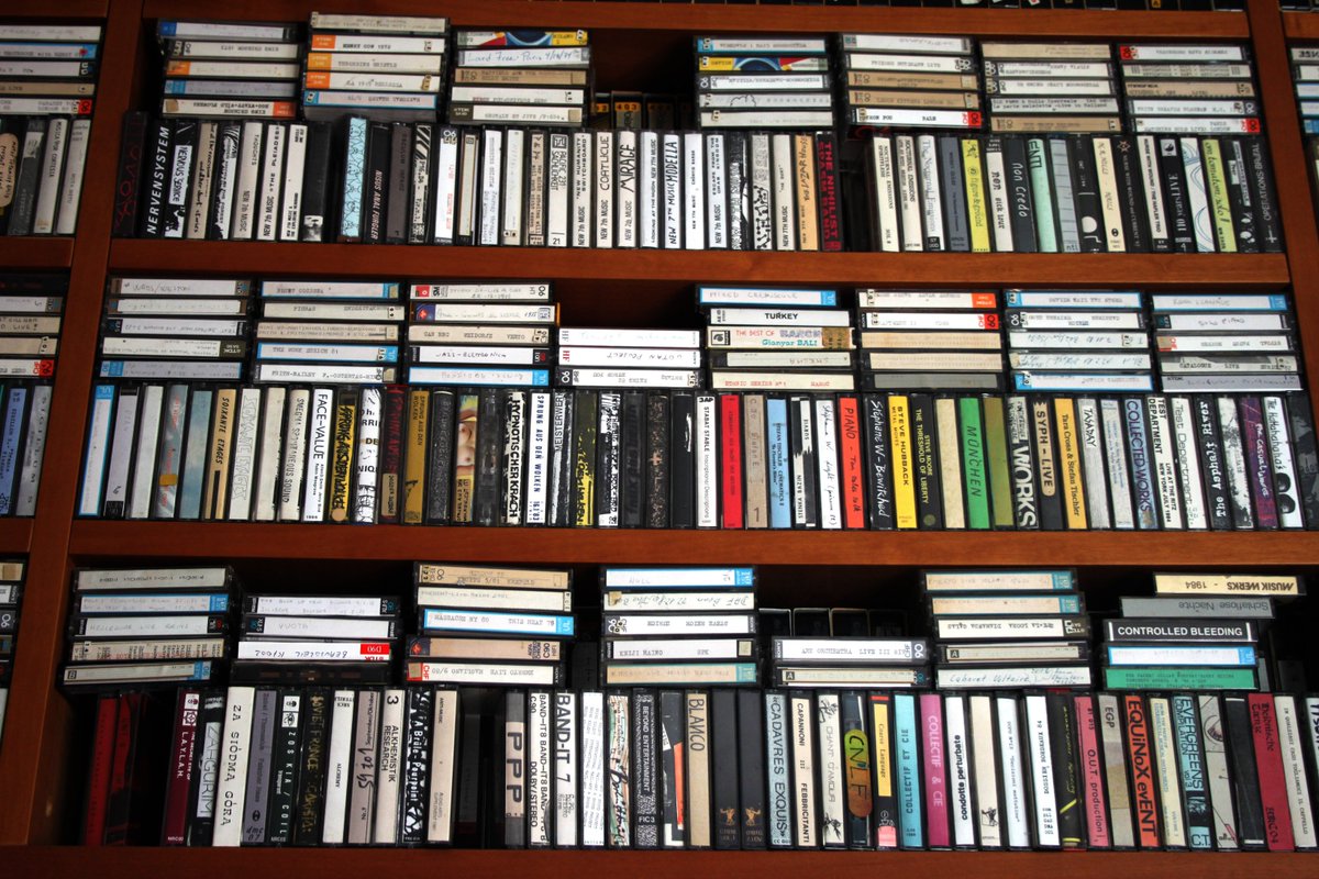 ConcreteShelves's tweet photo. Piero Bielli (#ADN) – “You may define us a heterogeneous group of frustrated #listeners!” #KKNull #RockInOpposition #Merzbow #PascalComelade #RER #HenryCow #Milan #DaniloSala #AlbertoCrosta #MarcoVeronesi #NuovaADN #Tasaday
https://t.co/qV6SB9E6fC https://t.co/tEa5oVQAOH