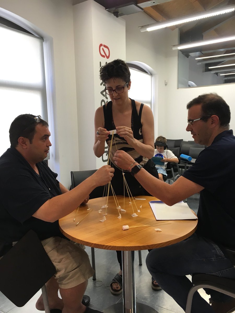 trsinnovacio's tweet photo. Participant@s #Quadrant.0 d’Acompanyament fent dinàmiques d’#equip @AEInnova @fablabterrassa @HCBox_CAT @Alimentium @123sonar1 #naturonia #connecthink #oceans #topten #QPOlenses #Higiatech #Innovartium #TDT #lesarrels @FranMSanchez @ajterrassa @Orbital40 @accio_cat #terrassa https://t.co/0yhKCTnG4D