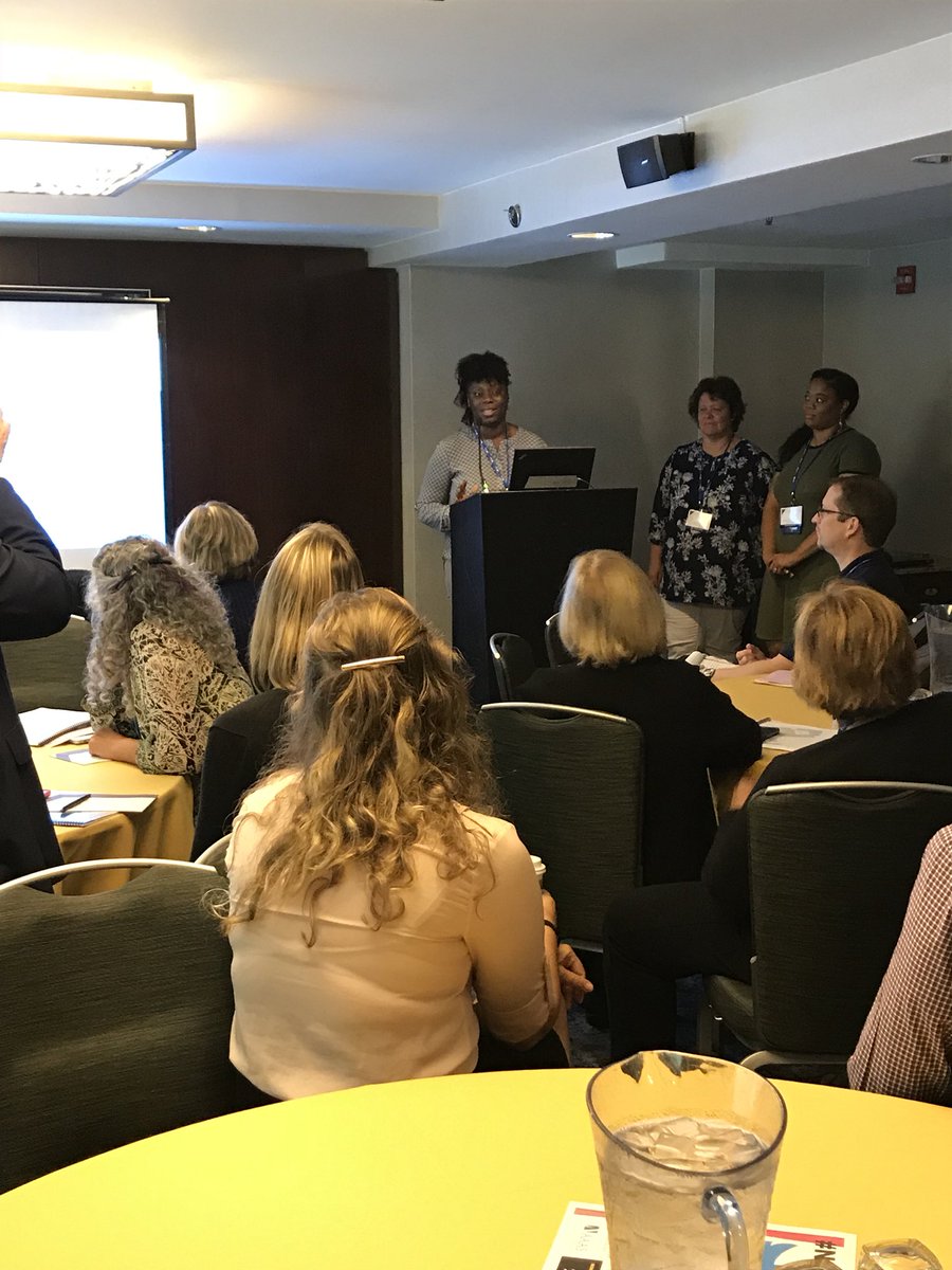 daa222's tweet photo. Prof Lyublinskaya, CSI School of Ed, with Master Teaching Fellows L. Thompson and S. Cameron from Staten Island schools PS 78 and 45 presenting their work on teaching elementary science in DC. #Noyce2018
@PS45JohnTyler #NYCSchools @District31R @csinews https://t.co/NtIZCcKI9a