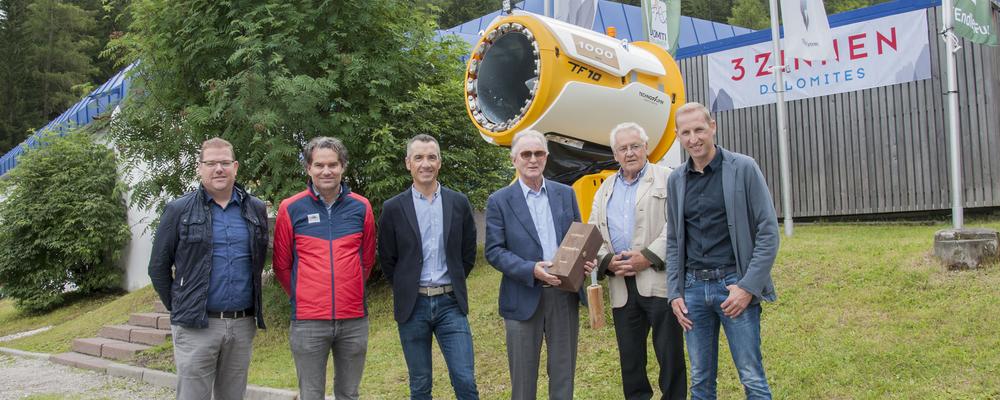 MountainTechMag's tweet image. TechnoAlpin breaks production record...
mountaintechnologymagazine.com/snowmaking/160…

#snowgun #TechnoAlpin