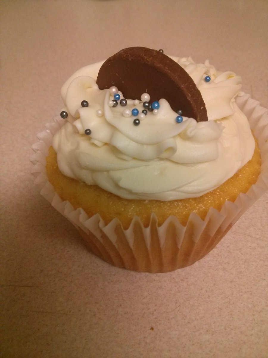DSHairDesignOnt's tweet photo. Hello cupcake! https://t.co/tgfweMiuYL