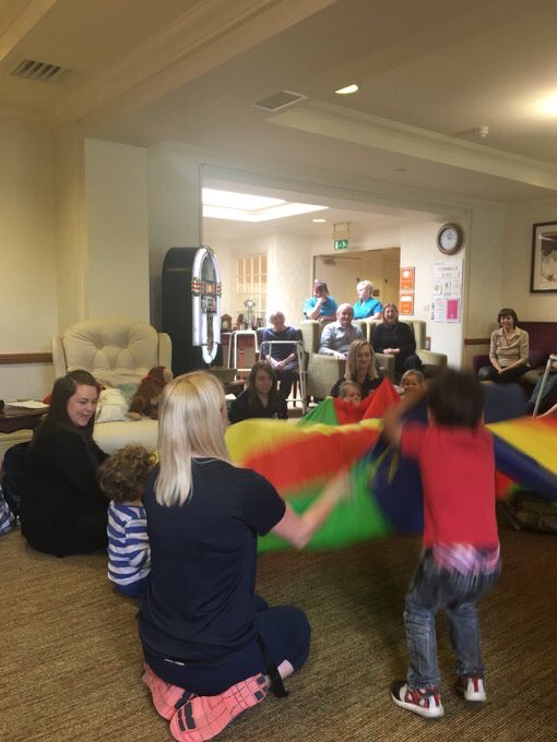 boogiebeat_hant's tweet photo. Another amazing workshop with the children from Curious explorers and the residents from #sunrise #Fleet we sang songs about the seaside and went on a train ride and lots more. #carehome #intergenerational #lovemyjob #preschool #toddlers https://t.co/m2nIzNwgnC