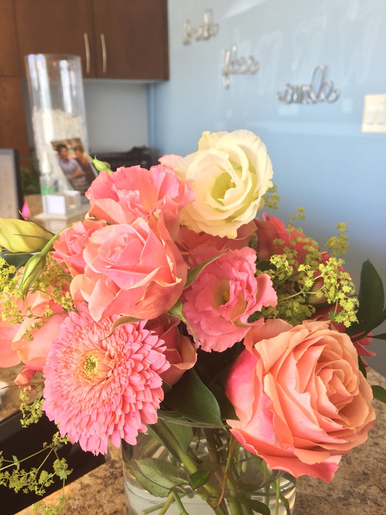 What a beautiful arrangement from @flowerstalkot in our office this week!!! #Pretty
#OttawaDentist #HPD #DrCrossman #BrushFlossSmile!
