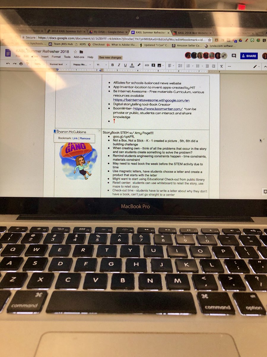 AmyPageEdS's tweet photo. #wcpslibraries collaboratively taking notes on a shared Google Doc at @KASL_Librarians #KASLSR18 Lots of great ideas to take back to our wonderful Libraries in @WarrenCoSchools https://t.co/BIsQsdpD94