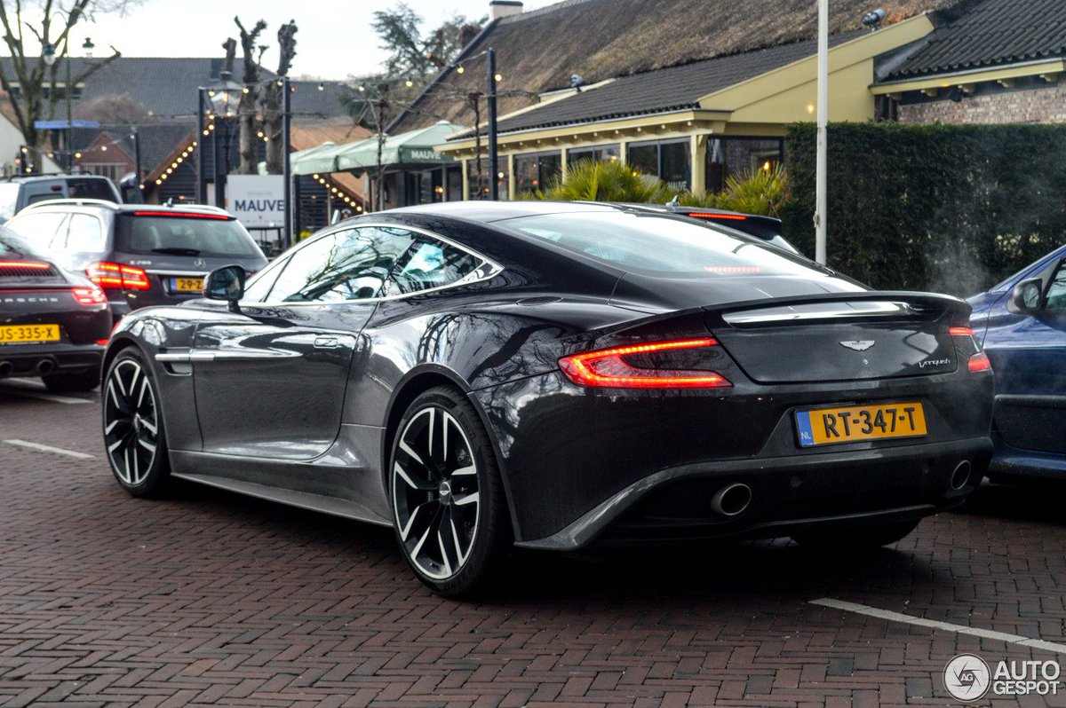 Aston Martin Vanquish 2013 spotted in Laren (NH)! tinyurl.com/ydylto5m