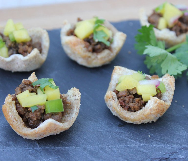 AllSweetNSour's tweet photo. #Thai Beef in Toast Cups with Mango Salsa https://t.co/WWcXrU0Wrb #recipe https://t.co/vBacKOaFbr