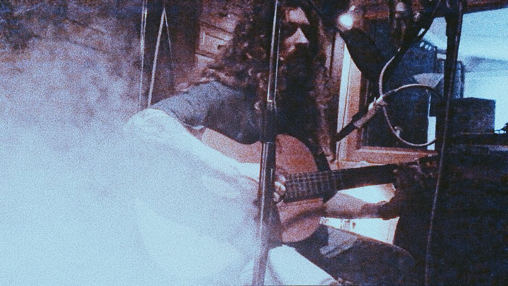 jwedmusic's tweet photo. Who here has heard Hearkened Hands?

#music #newmusic #acoustic #folk #alternative #livemusic https://t.co/Gcbzs89wez