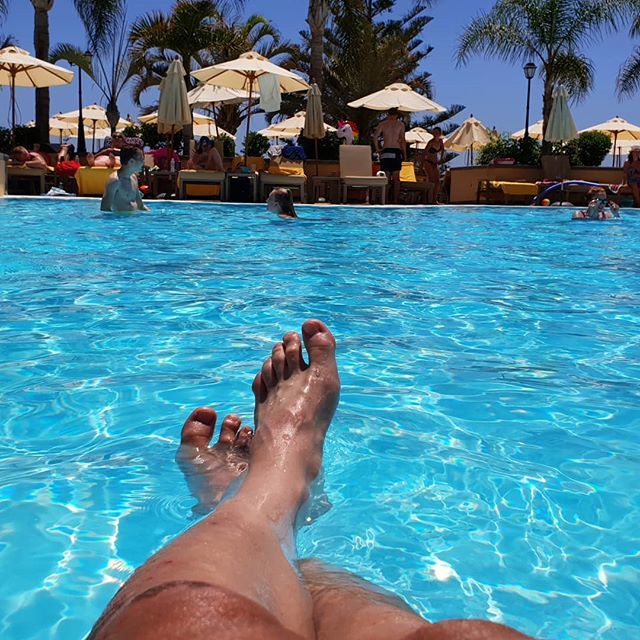PTAQnaBAJQ's tweet photo. Przez najbliższy tydzień tylko słońce, ciepło, palmy, nogi do góry, pełen #chillout 😁 #wakacje #family #holidays #tweet #postfb https://t.co/JCrFjbdAYO https://t.co/PGQYexFZx5